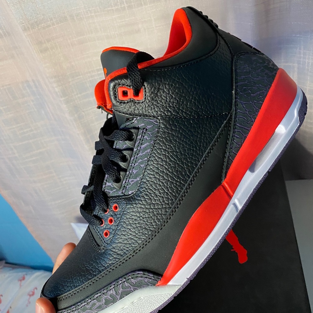 Jordan 3 Retro Crimson